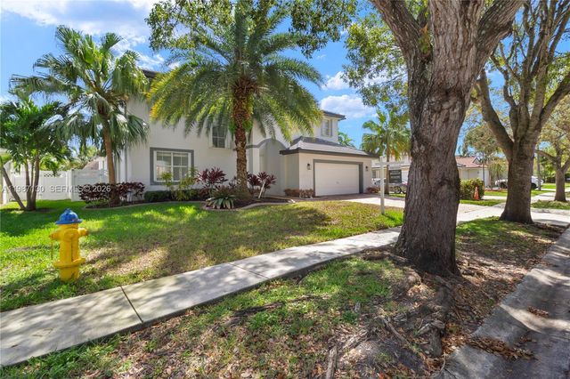 2327 NW 187th Ave, Pembroke Pines, FL 33029