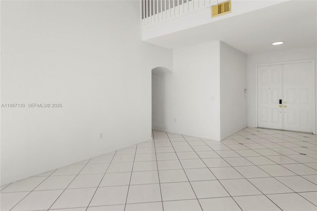 2327 NW 187th Ave, Pembroke Pines, FL 33029