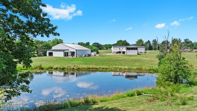 365 Ridgecrest Dr, Taylorsville, KY 40071