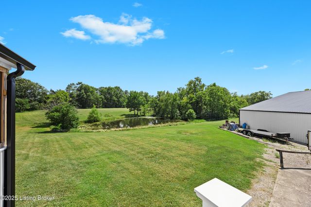 365 Ridgecrest Dr, Taylorsville, KY 40071