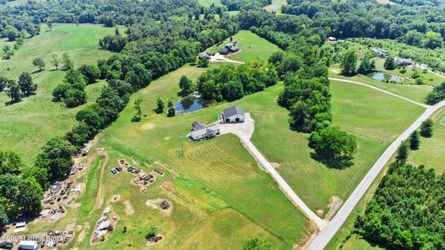 365 Ridgecrest Dr, Taylorsville, KY 40071