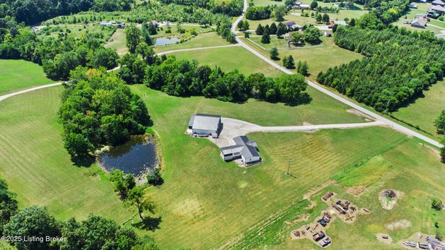 365 Ridgecrest Dr, Taylorsville, KY 40071