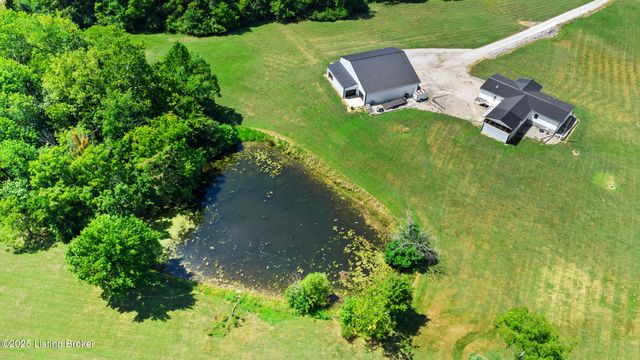 365 Ridgecrest Dr, Taylorsville, KY 40071