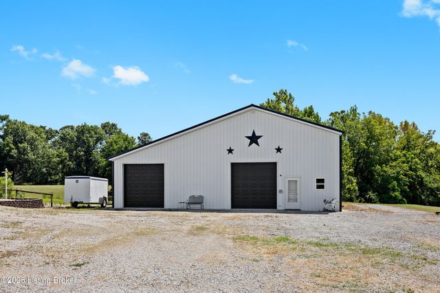 365 Ridgecrest Dr, Taylorsville, KY 40071