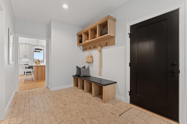 2643 Timber Oaks Road SW, Rochester, MN 55902