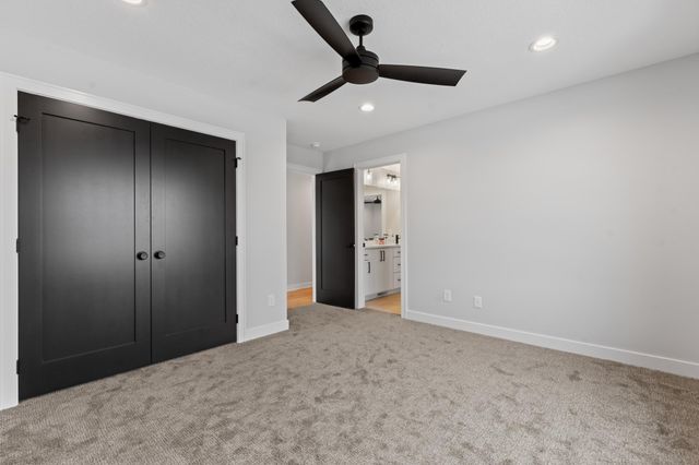 2643 Timber Oaks Road SW, Rochester, MN 55902