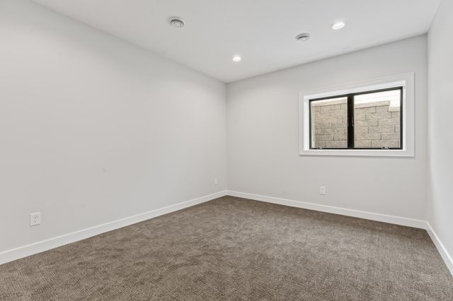 2643 Timber Oaks Road SW, Rochester, MN 55902