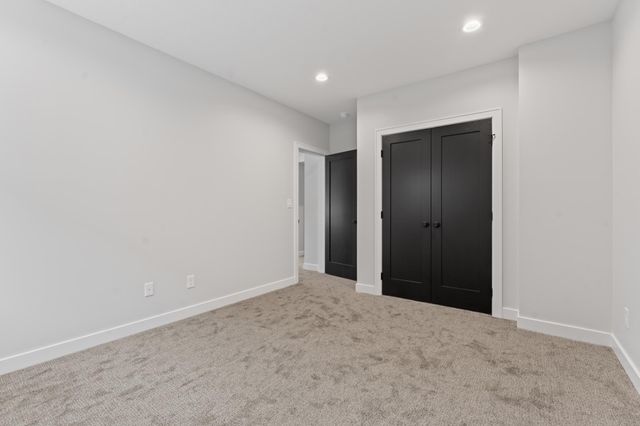 2643 Timber Oaks Road SW, Rochester, MN 55902