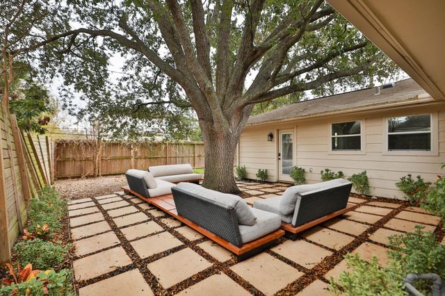 8003 Greenbush Street, Houston, TX 77025