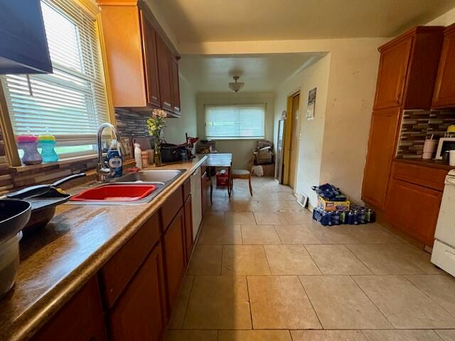 19495 Grandview Street, Detroit, MI 48219