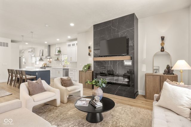 560 Jefferson Avenue, Indianapolis, IN 46201
