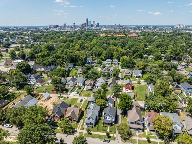 560 Jefferson Avenue, Indianapolis, IN 46201