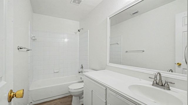 11110 Vanilla Circle Court, Houston, TX 77044