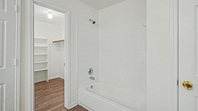 11110 Vanilla Circle Court, Houston, TX 77044