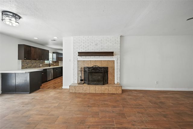 5600 Conroy Street, Fort Worth, TX 76134