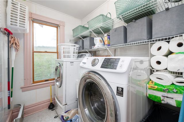 227 Aggas Rd, Center Twp, PA 16061