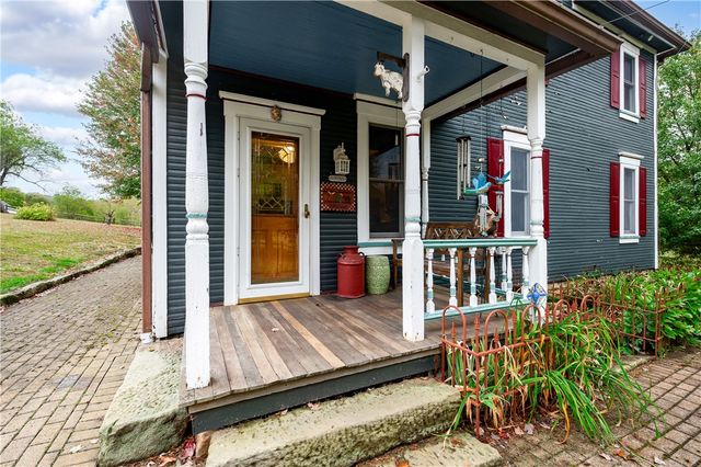 227 Aggas Rd, Center Twp, PA 16061