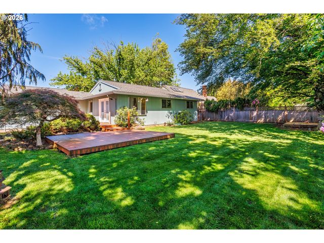 808 Se 156TH Pl, Portland, OR 97233