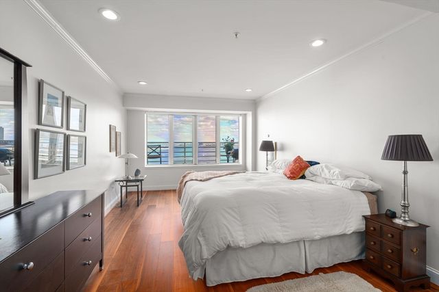 197 Eighth Street PH19, Boston, MA 02129