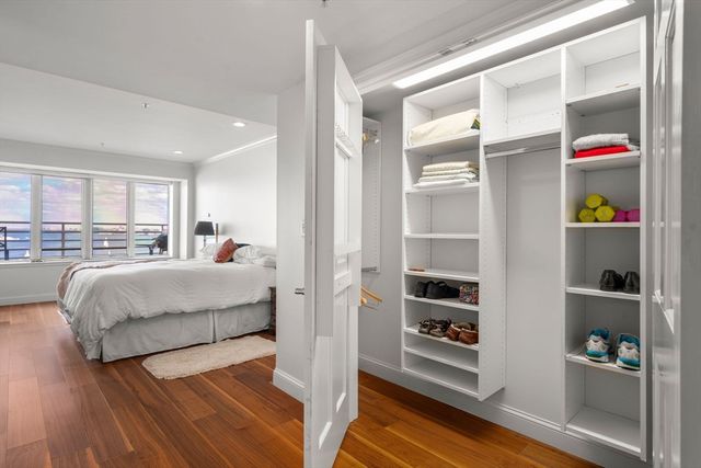 197 Eighth Street PH19, Boston, MA 02129
