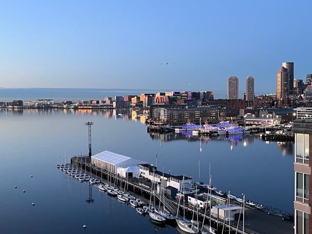 197 Eighth Street PH19, Boston, MA 02129