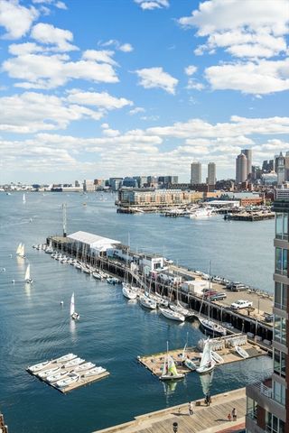 197 Eighth Street PH19, Boston, MA 02129