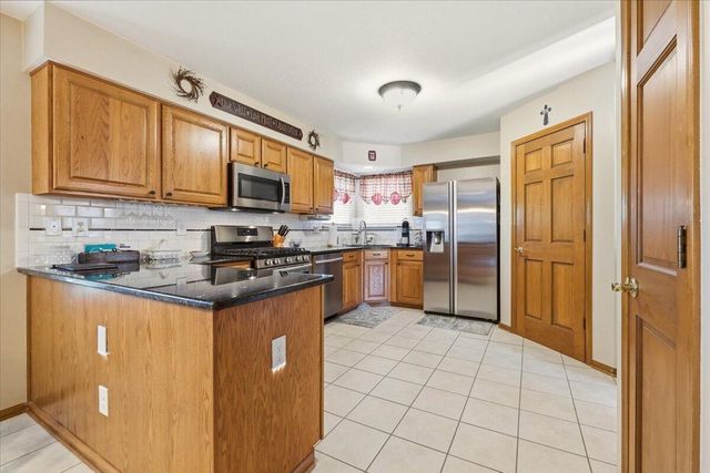 1324 Cottonwood Drive, Lewis Center, OH 43035