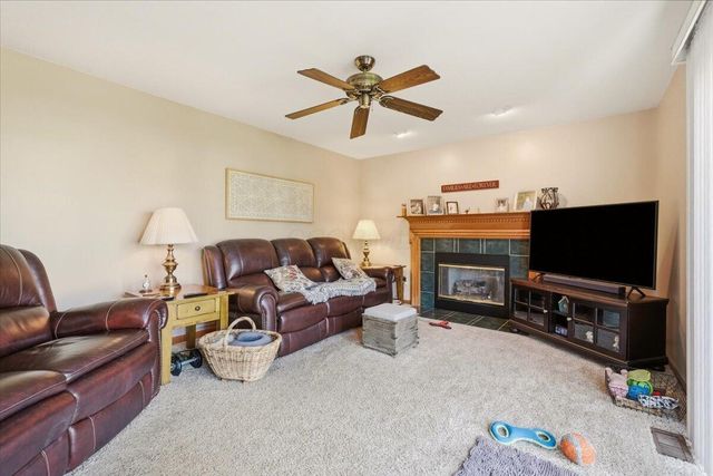 1324 Cottonwood Drive, Lewis Center, OH 43035