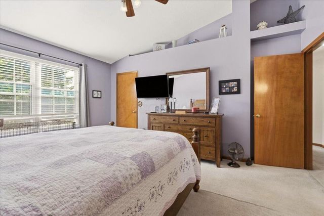 1324 Cottonwood Drive, Lewis Center, OH 43035