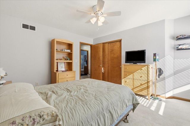 1324 Cottonwood Drive, Lewis Center, OH 43035