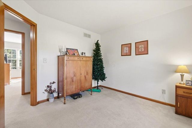 1324 Cottonwood Drive, Lewis Center, OH 43035