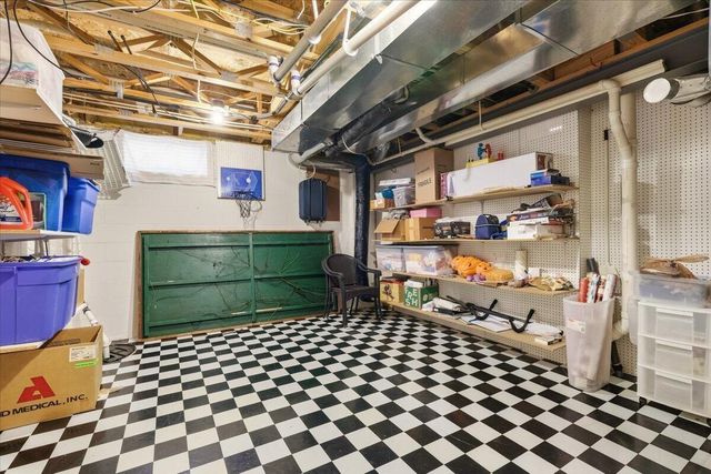 1324 Cottonwood Drive, Lewis Center, OH 43035