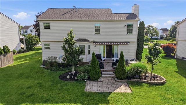 1324 Cottonwood Drive, Lewis Center, OH 43035