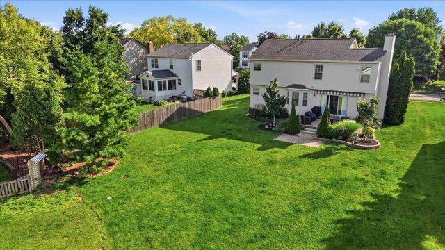 1324 Cottonwood Drive, Lewis Center, OH 43035