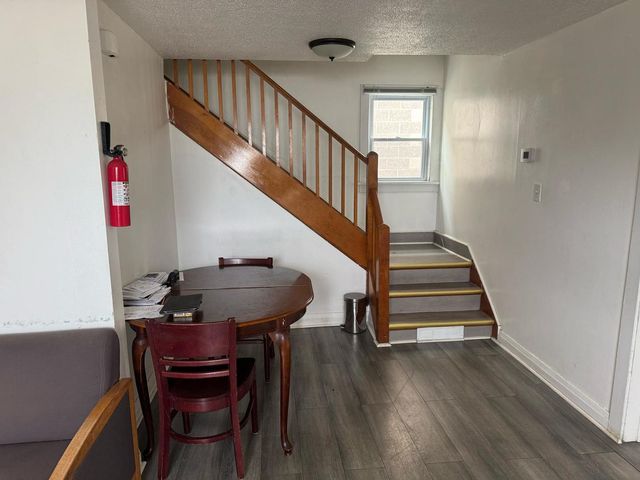 1014 Washington Street, Waukegan, IL 60085
