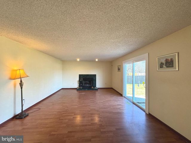 2530 KLOCKNER RD, Hamilton, NJ 08690