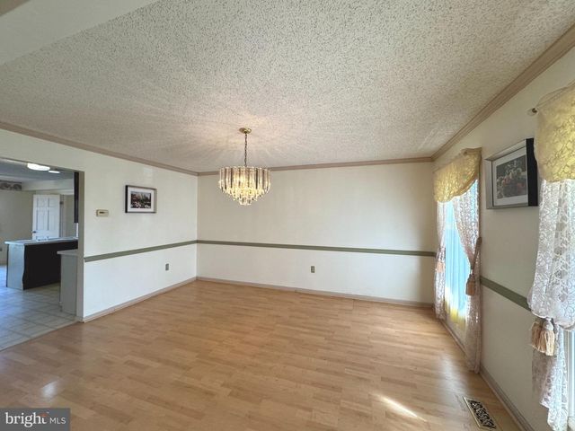 2530 KLOCKNER RD, Hamilton, NJ 08690