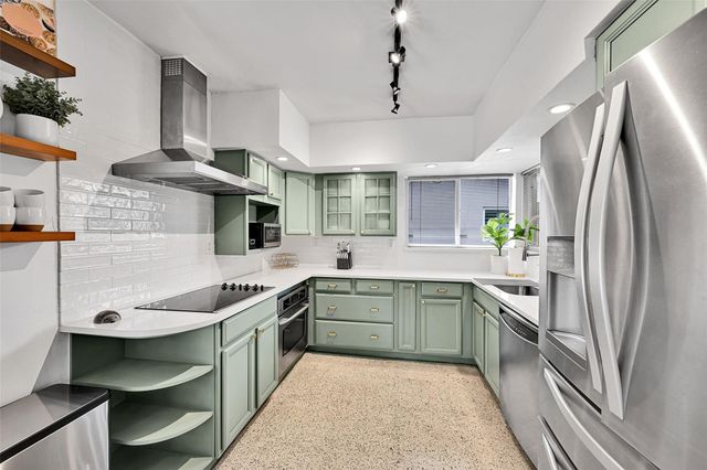 818 NE 18th Street, Fort Lauderdale, FL 33305