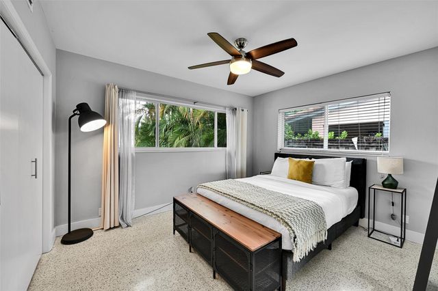 818 NE 18th Street, Fort Lauderdale, FL 33305