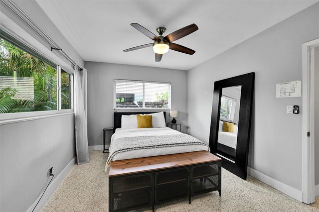 818 NE 18th Street, Fort Lauderdale, FL 33305