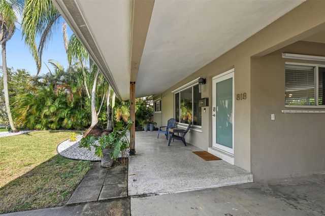 818 NE 18th Street, Fort Lauderdale, FL 33305