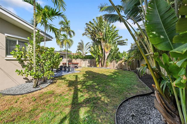 818 NE 18th Street, Fort Lauderdale, FL 33305