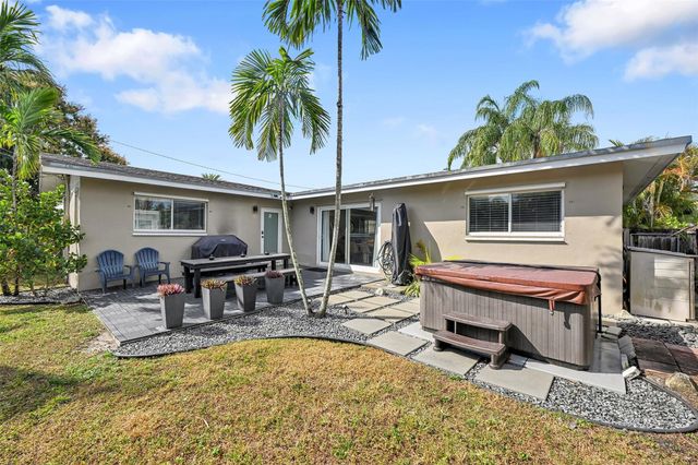 818 NE 18th Street, Fort Lauderdale, FL 33305