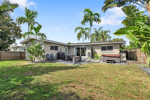 818 NE 18th Street, Fort Lauderdale, FL 33305