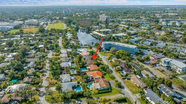 818 NE 18th Street, Fort Lauderdale, FL 33305