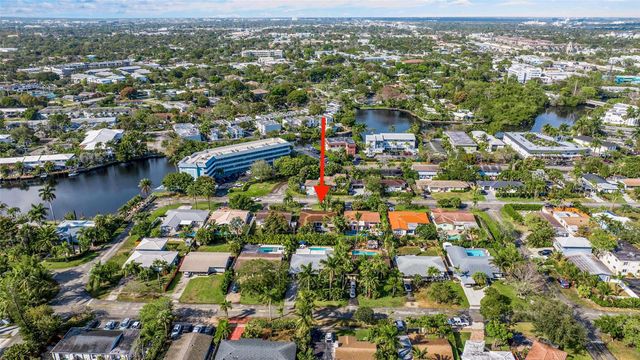818 NE 18th Street, Fort Lauderdale, FL 33305