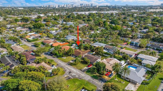 818 NE 18th Street, Fort Lauderdale, FL 33305