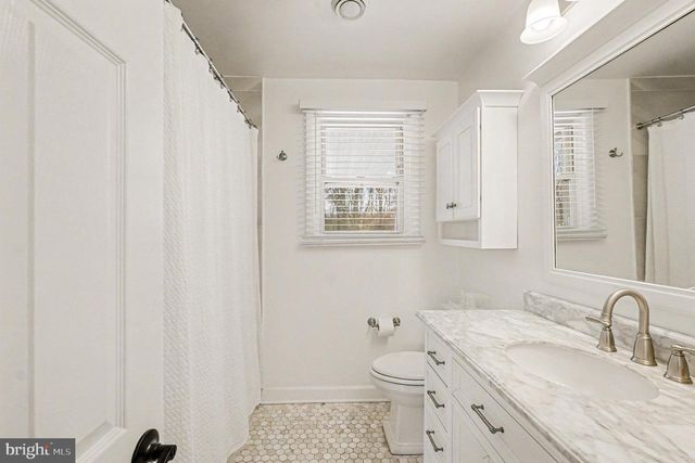 5809 PINE HILL DR, White Marsh, MD 21162