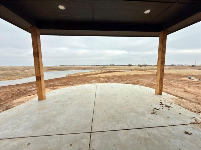 973 Hadley Lane, Tuttle, OK 73089