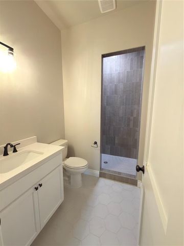 973 Hadley Lane, Tuttle, OK 73089